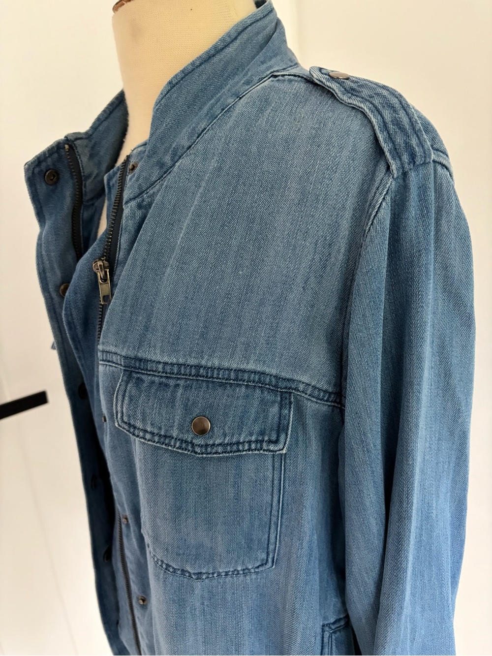 Rails Light Blue Denim Utility Jacket - Picture 4 of 8